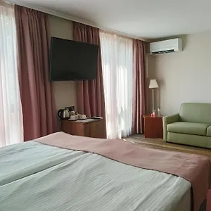Hotel Hugo, Warna