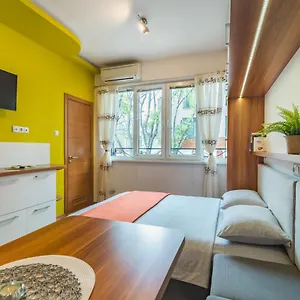 Apartment Dolce, Warna